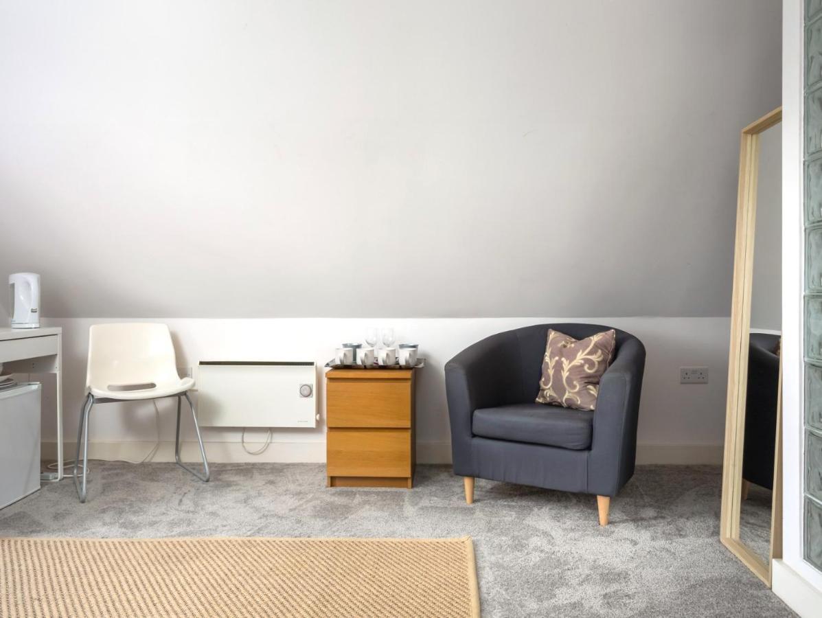 The Annexe Apartment Cheltenham Bagian luar foto