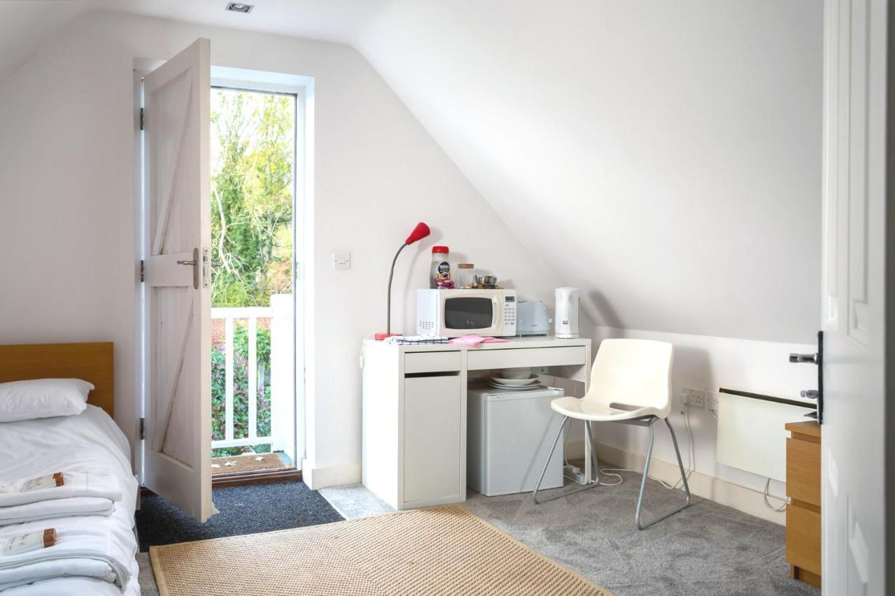 The Annexe Apartment Cheltenham Bagian luar foto