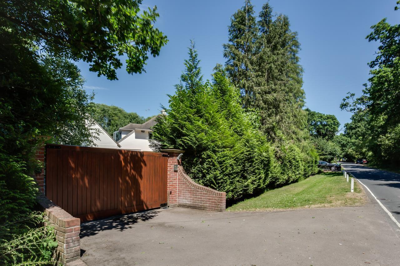 The Annexe Apartment Cheltenham Bagian luar foto